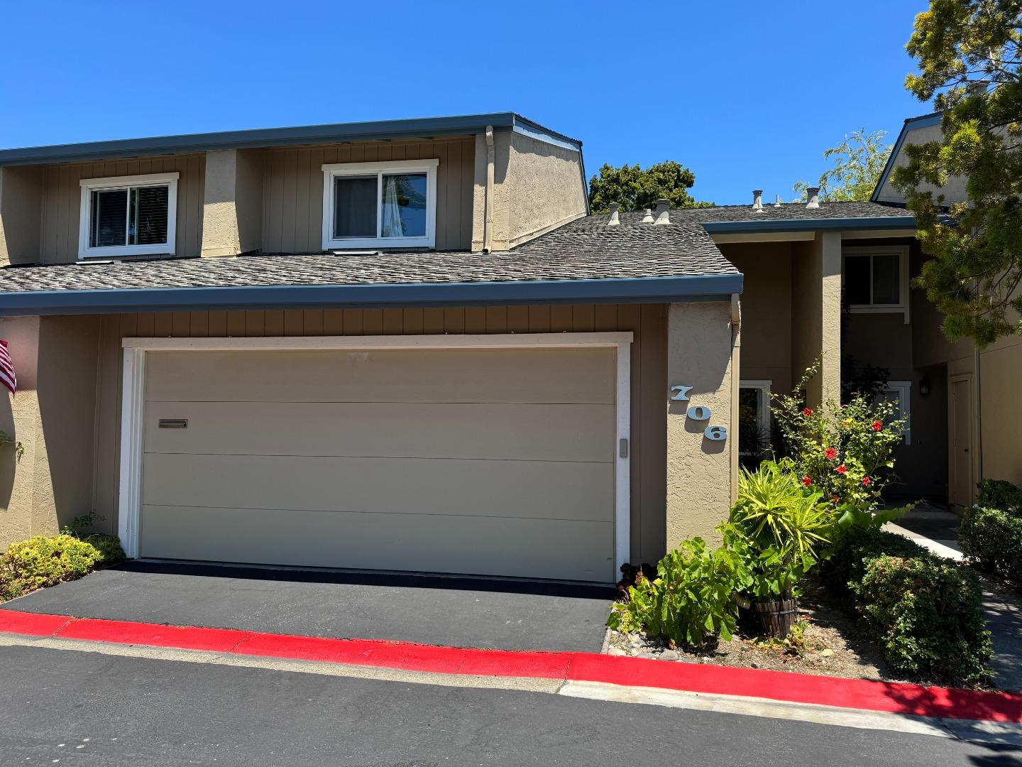 Detail Gallery Image 1 of 4 For 706 Celestial Ln, Foster City,  CA 94404 - 3 Beds | 2/1 Baths