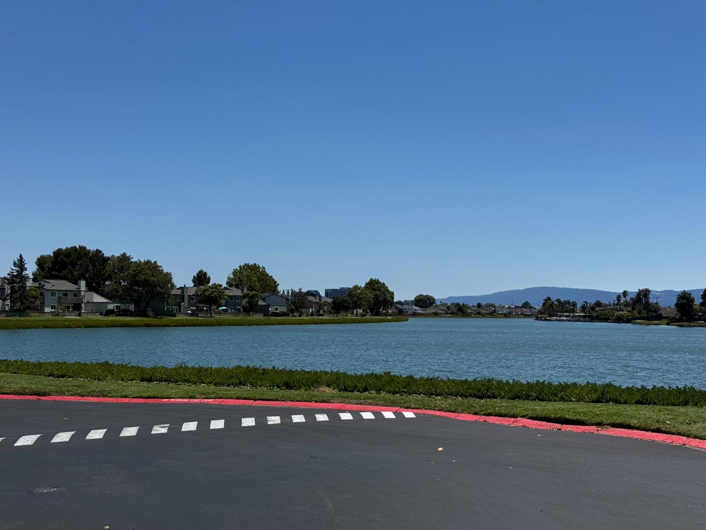 Detail Gallery Image 4 of 4 For 706 Celestial Ln, Foster City,  CA 94404 - 3 Beds | 2/1 Baths