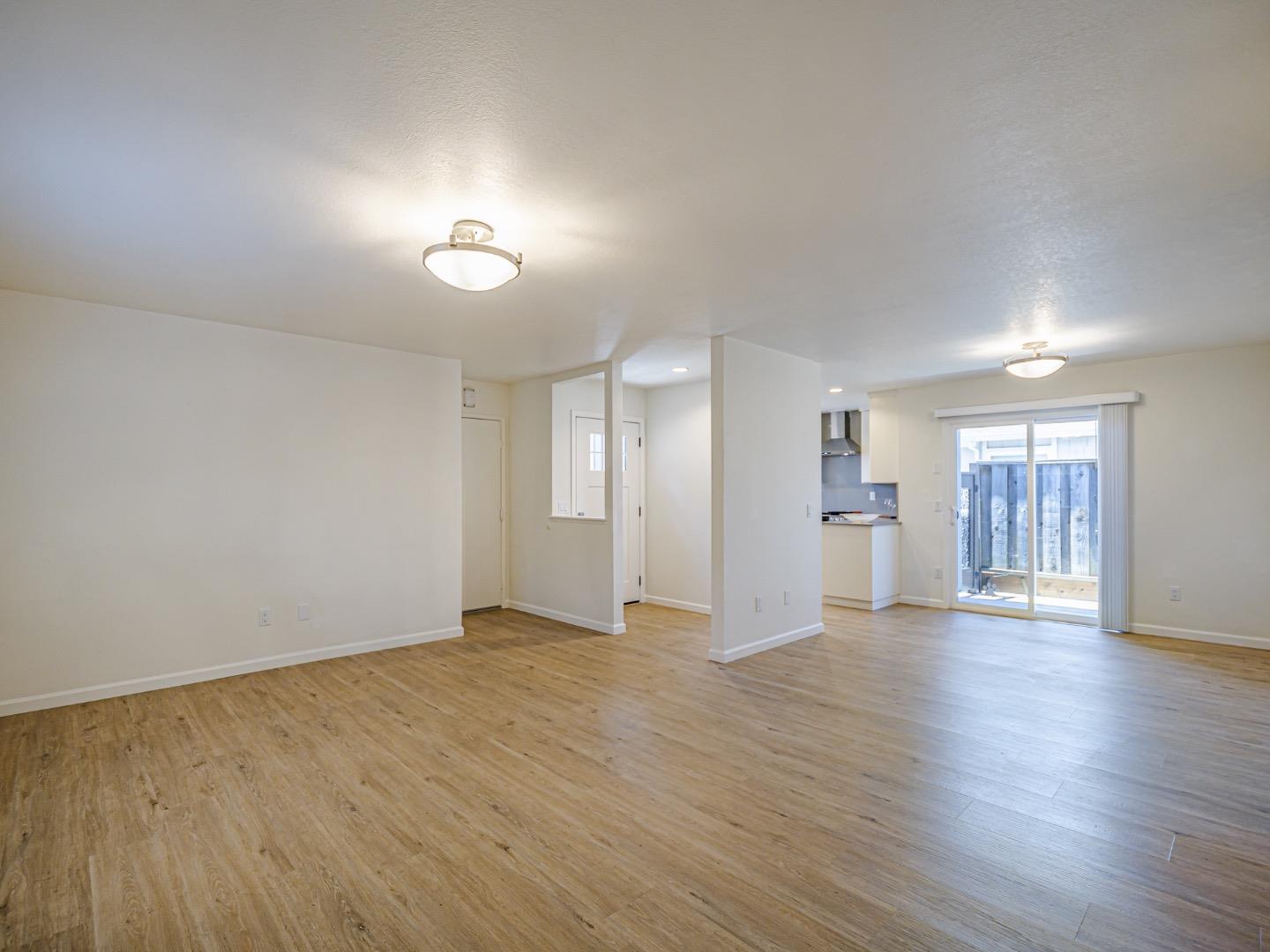 Detail Gallery Image 14 of 38 For 466 Cloudview Dr, Watsonville,  CA 95076 - 2 Beds | 1/1 Baths
