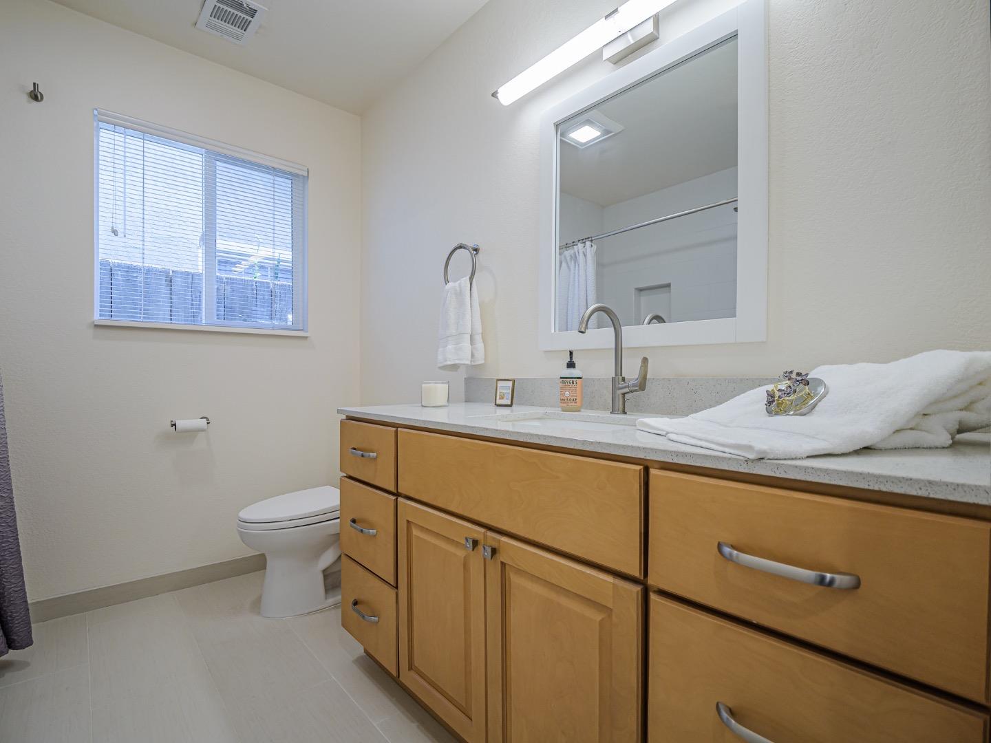 Detail Gallery Image 29 of 38 For 466 Cloudview Dr, Watsonville,  CA 95076 - 2 Beds | 1/1 Baths