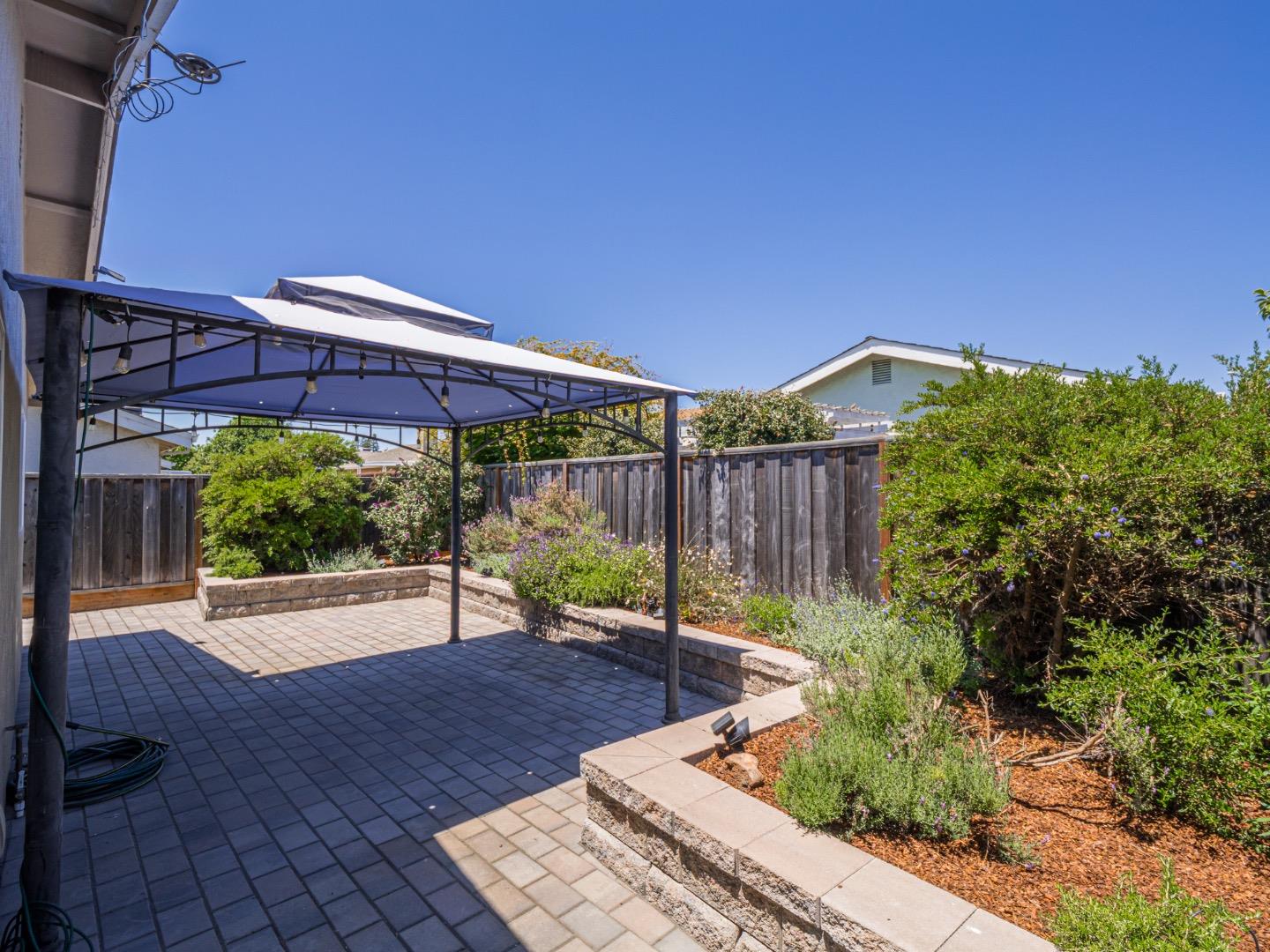 Detail Gallery Image 38 of 38 For 466 Cloudview Dr, Watsonville,  CA 95076 - 2 Beds | 1/1 Baths