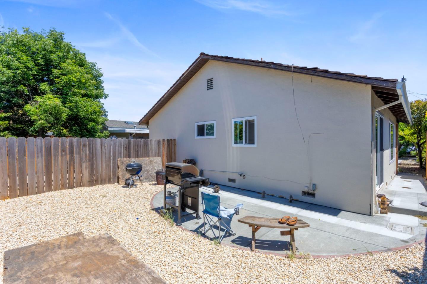 Detail Gallery Image 4 of 26 For 938 Valota Rd, Redwood City,  CA 94061 - – Beds | – Baths