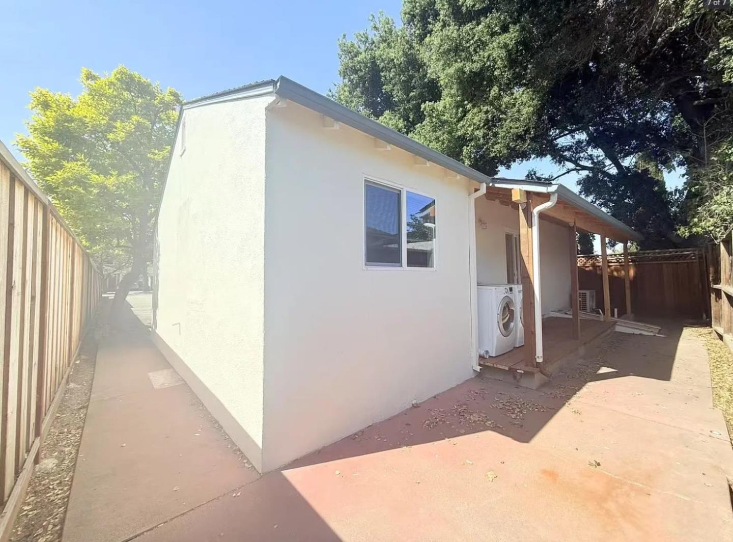 Detail Gallery Image 7 of 17 For 717 Ehrhorn Ave, Mountain View,  CA 94041 - – Beds | – Baths