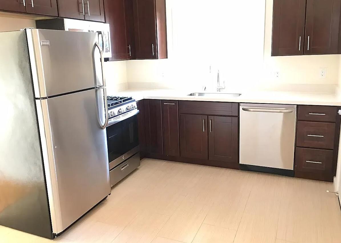 Detail Gallery Image 9 of 17 For 717 Ehrhorn Ave, Mountain View,  CA 94041 - – Beds | – Baths