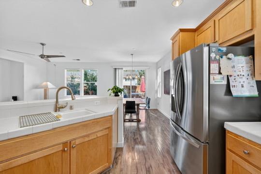 Detail Gallery Image 5 of 31 For 7902 Kipling Cir, Gilroy,  CA 95020 - 3 Beds | 2/1 Baths