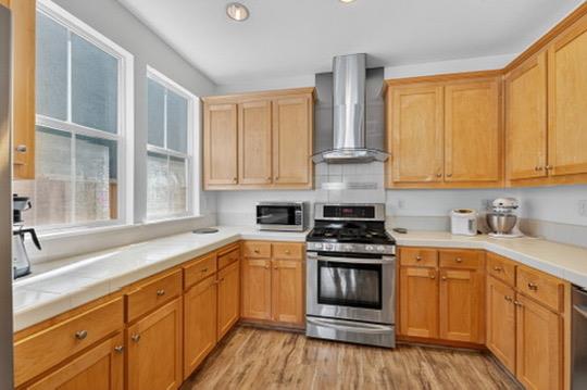 Detail Gallery Image 8 of 31 For 7902 Kipling Cir, Gilroy,  CA 95020 - 3 Beds | 2/1 Baths