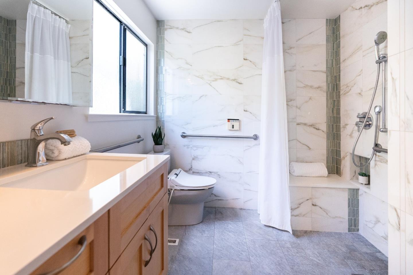 Detail Gallery Image 25 of 42 For 631 Park Way, Santa Cruz,  CA 95065 - 3 Beds | 3 Baths