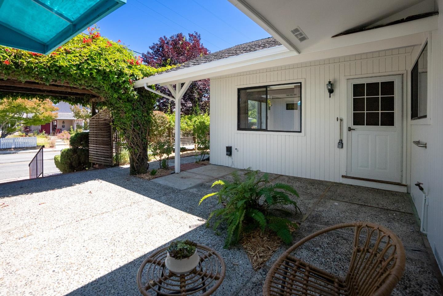 Detail Gallery Image 35 of 42 For 631 Park Way, Santa Cruz,  CA 95065 - 3 Beds | 3 Baths