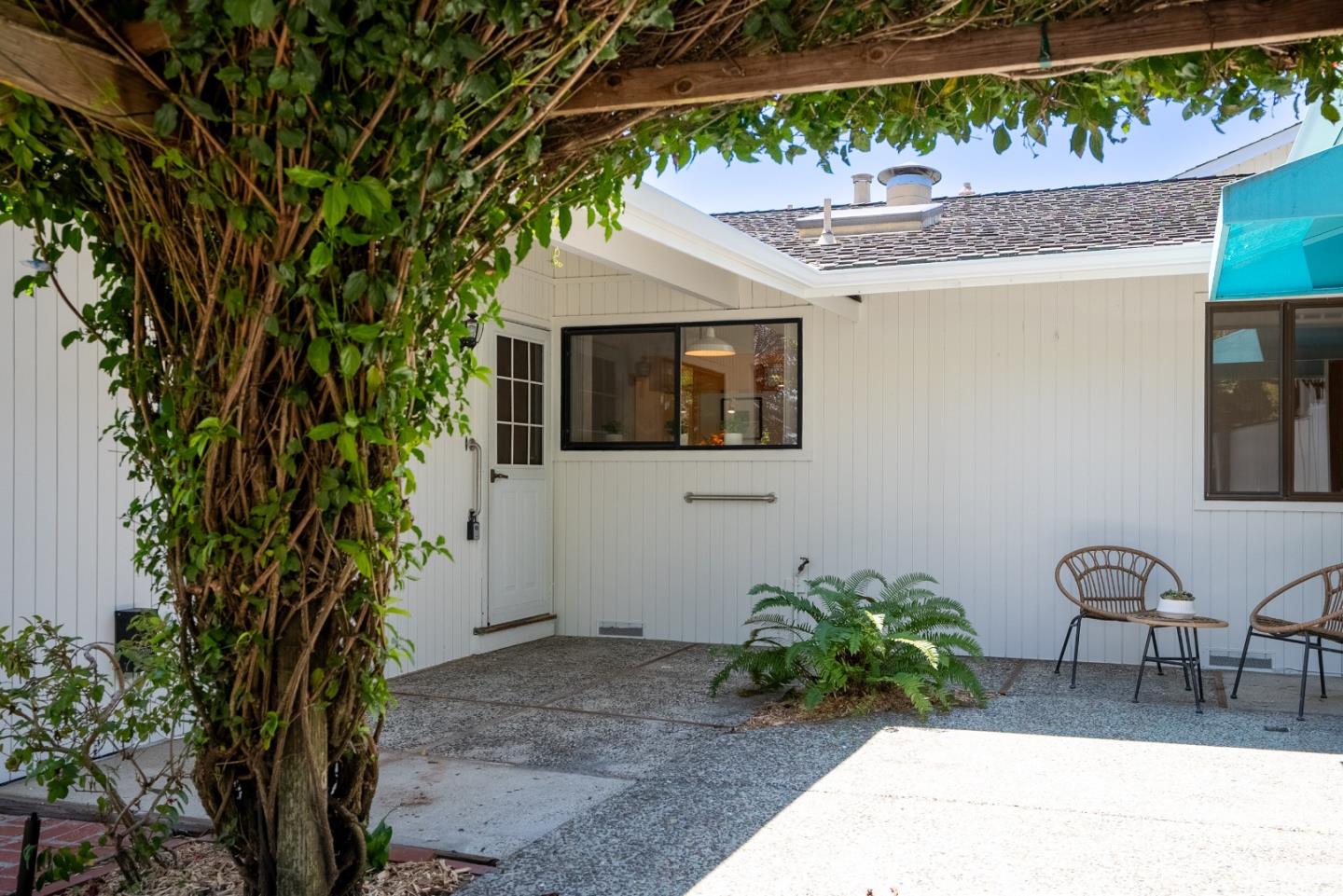 Detail Gallery Image 36 of 42 For 631 Park Way, Santa Cruz,  CA 95065 - 3 Beds | 3 Baths