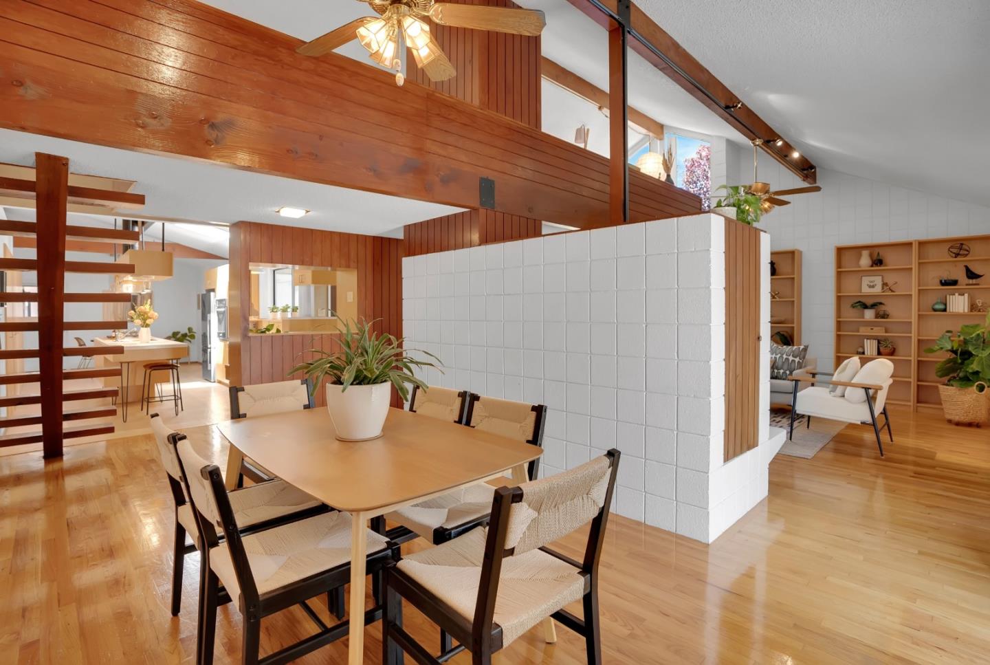 Detail Gallery Image 9 of 42 For 631 Park Way, Santa Cruz,  CA 95065 - 3 Beds | 3 Baths