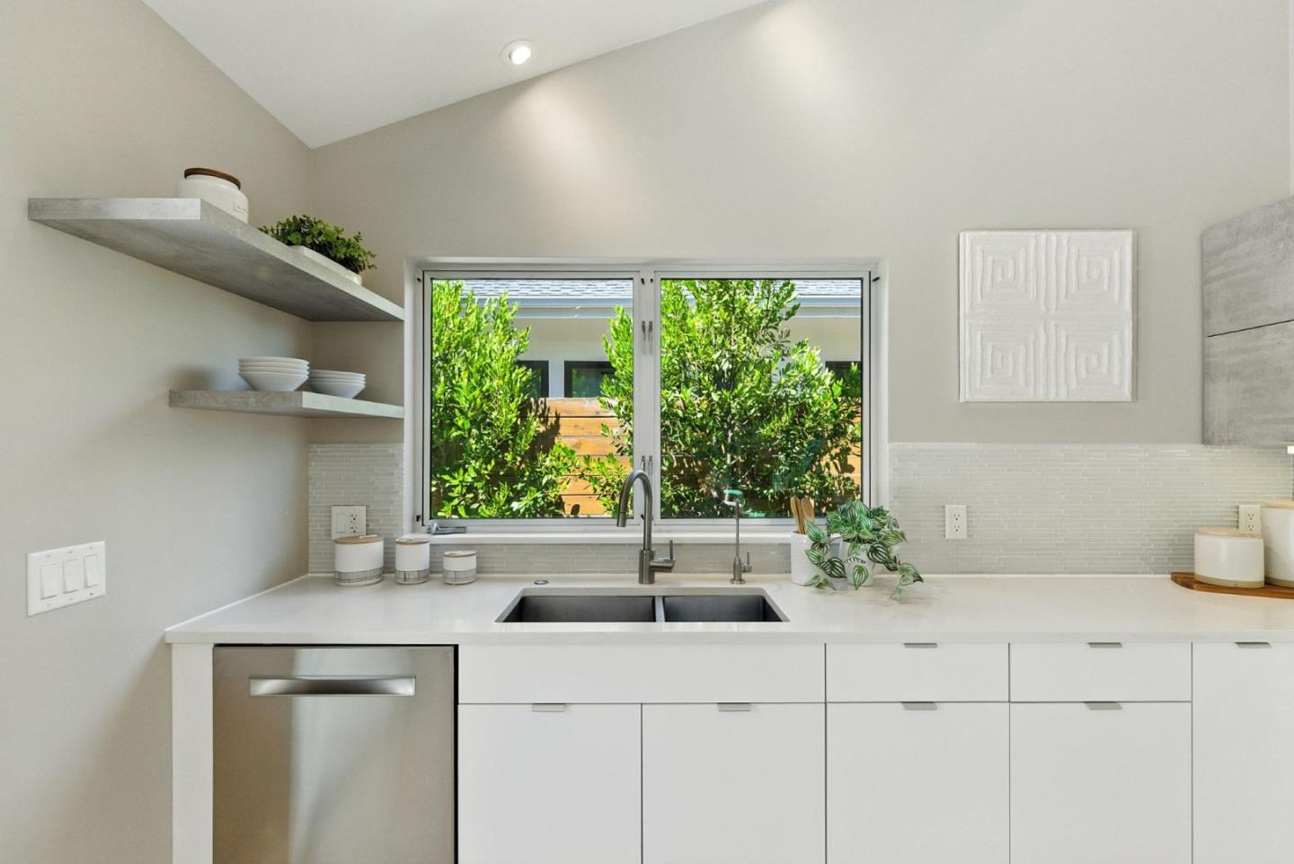Detail Gallery Image 31 of 50 For 646 Georgia Ave, Palo Alto,  CA 94306 - 4 Beds | 3 Baths