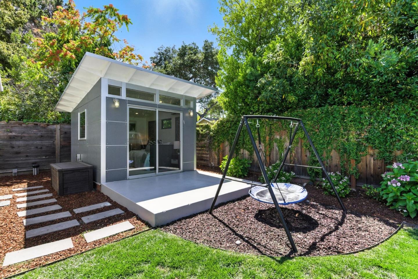 Detail Gallery Image 36 of 50 For 646 Georgia Ave, Palo Alto,  CA 94306 - 4 Beds | 3 Baths