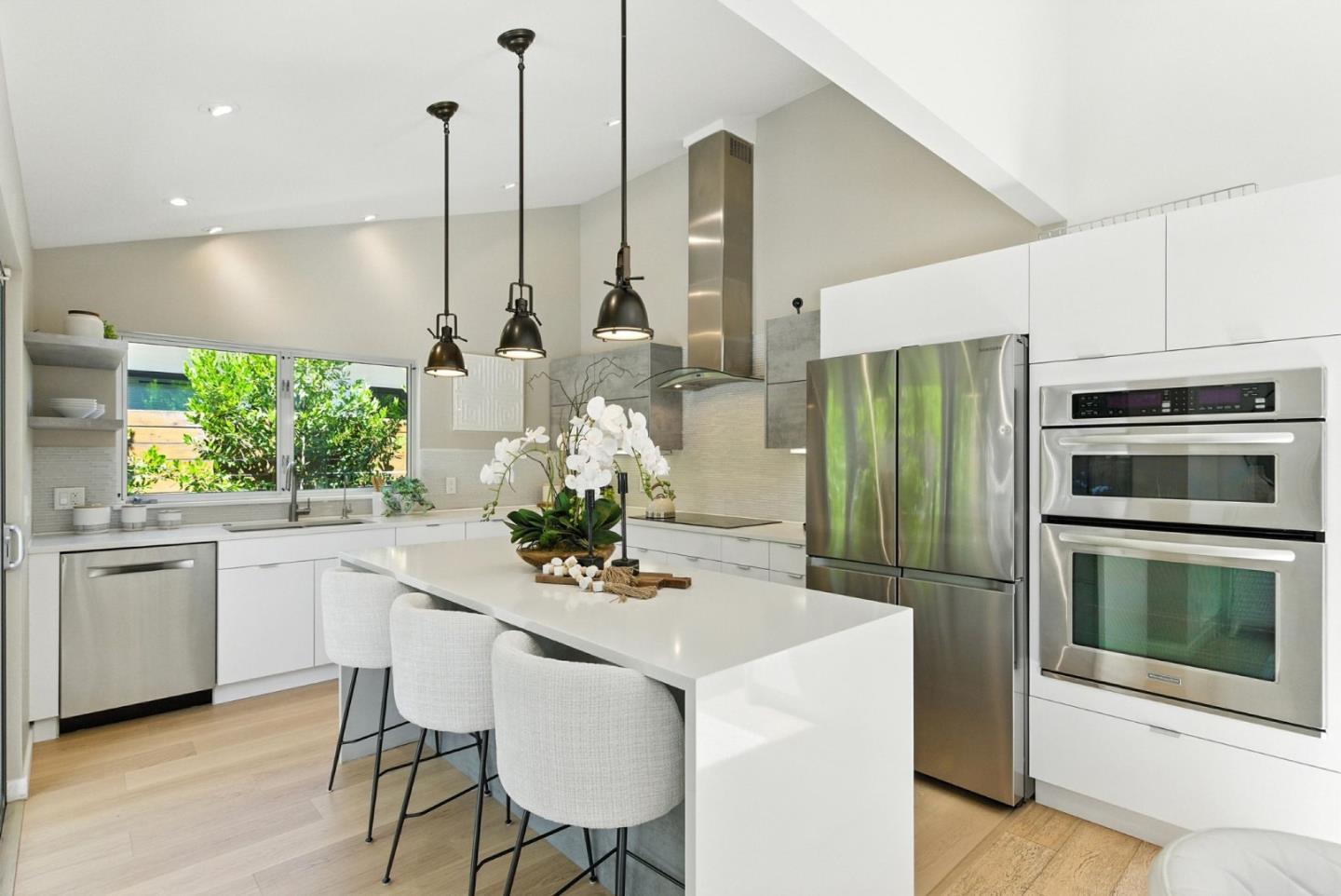 Detail Gallery Image 9 of 50 For 646 Georgia Ave, Palo Alto,  CA 94306 - 4 Beds | 3 Baths