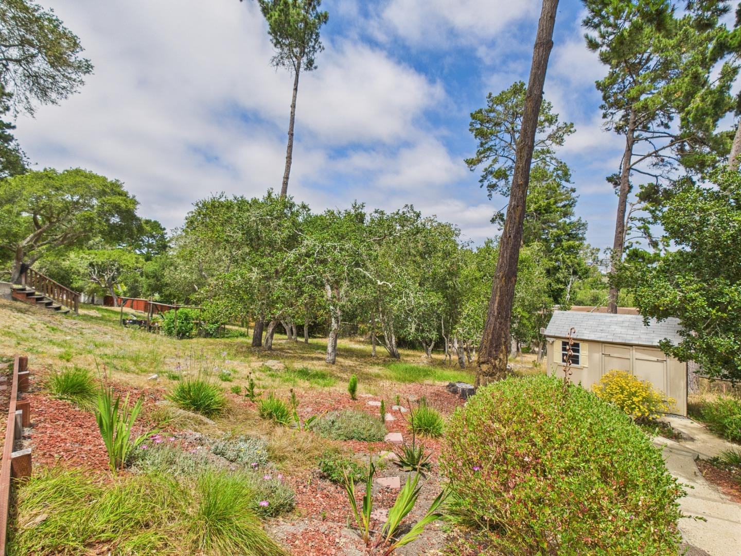 Detail Gallery Image 18 of 20 For 214 Soledad Pl, Monterey,  CA 93940 - 2 Beds | 2 Baths