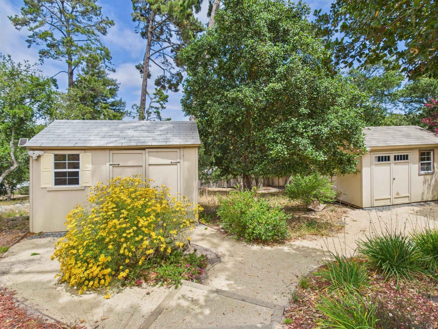 Detail Gallery Image 19 of 20 For 214 Soledad Pl, Monterey,  CA 93940 - 2 Beds | 2 Baths
