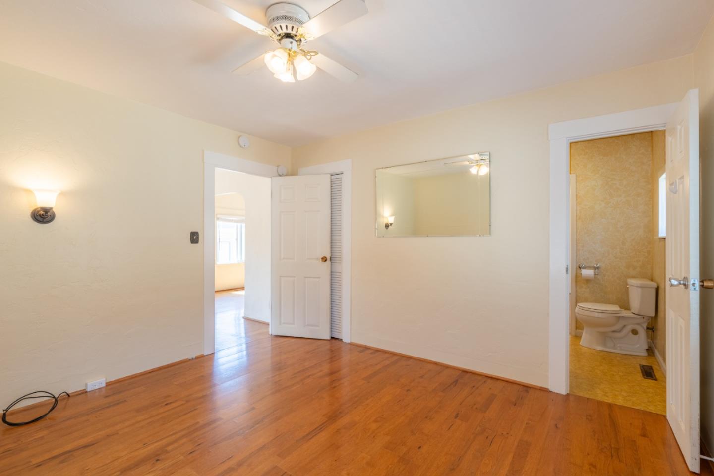 Detail Gallery Image 12 of 30 For 1261 Third St, Monterey,  CA 93940 - 3 Beds | 2 Baths