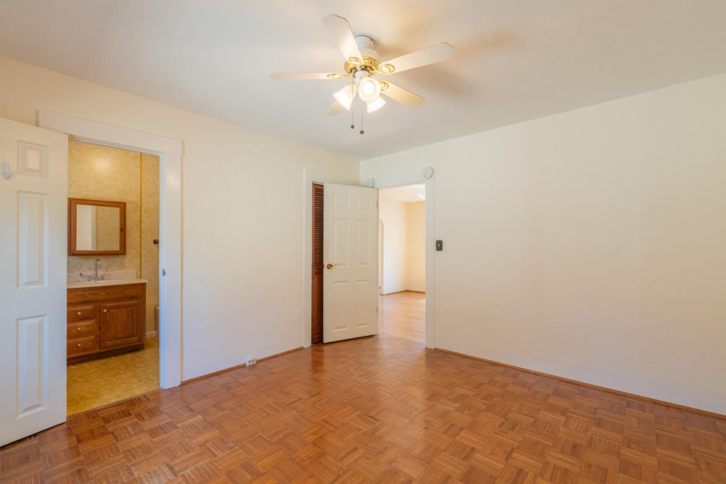 Detail Gallery Image 16 of 30 For 1261 Third St, Monterey,  CA 93940 - 3 Beds | 2 Baths