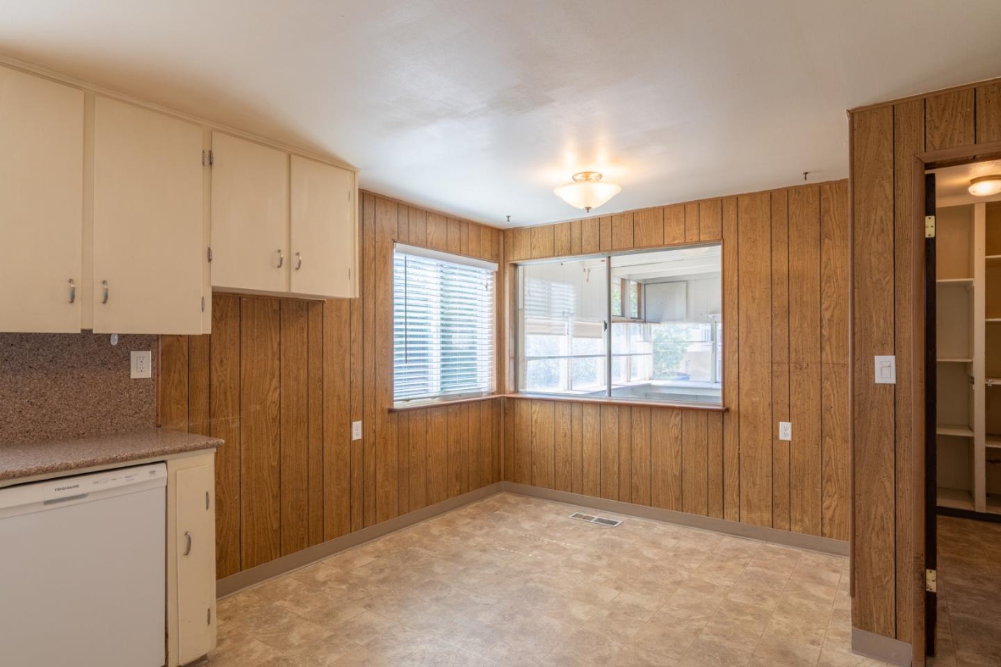 Detail Gallery Image 21 of 30 For 1261 Third St, Monterey,  CA 93940 - 3 Beds | 2 Baths