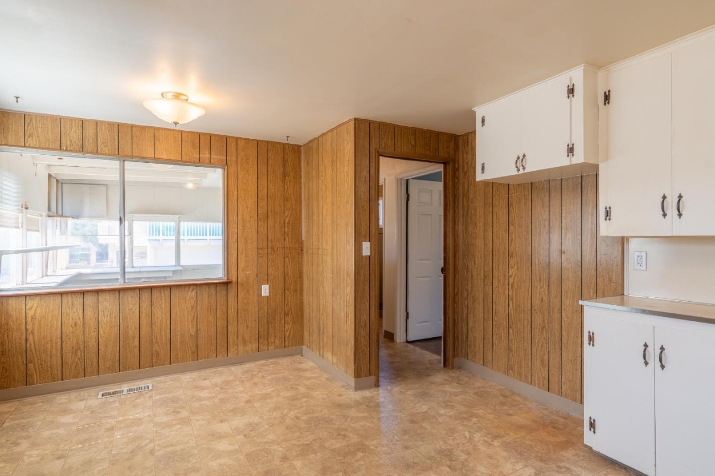 Detail Gallery Image 22 of 30 For 1261 Third St, Monterey,  CA 93940 - 3 Beds | 2 Baths