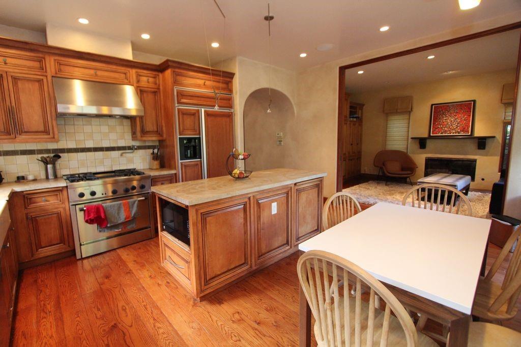 Detail Gallery Image 5 of 15 For 467 Tennyson Ave, Palo Alto,  CA 94301 - 4 Beds | 4 Baths