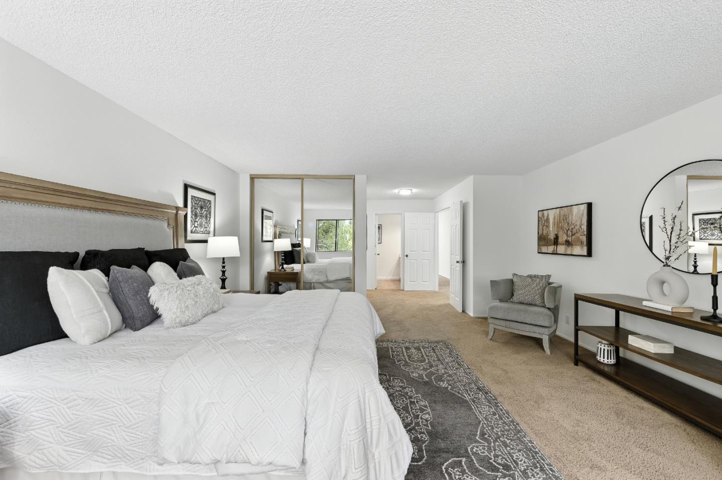Detail Gallery Image 25 of 54 For 1102 Royal Ln, San Carlos,  CA 94070 - 4 Beds | 2/1 Baths