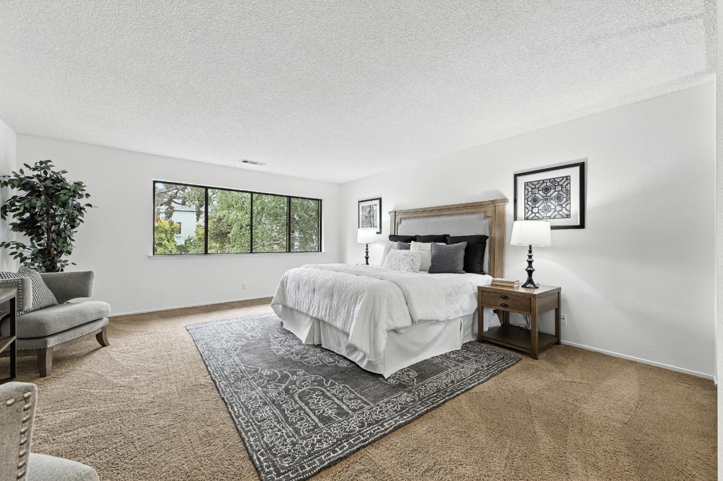 Detail Gallery Image 26 of 54 For 1102 Royal Ln, San Carlos,  CA 94070 - 4 Beds | 2/1 Baths