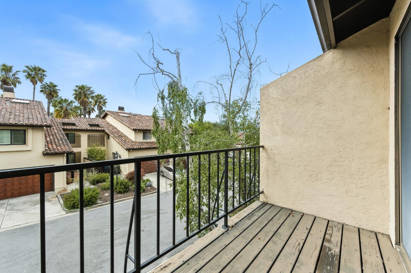 Detail Gallery Image 40 of 54 For 1102 Royal Ln, San Carlos,  CA 94070 - 4 Beds | 2/1 Baths