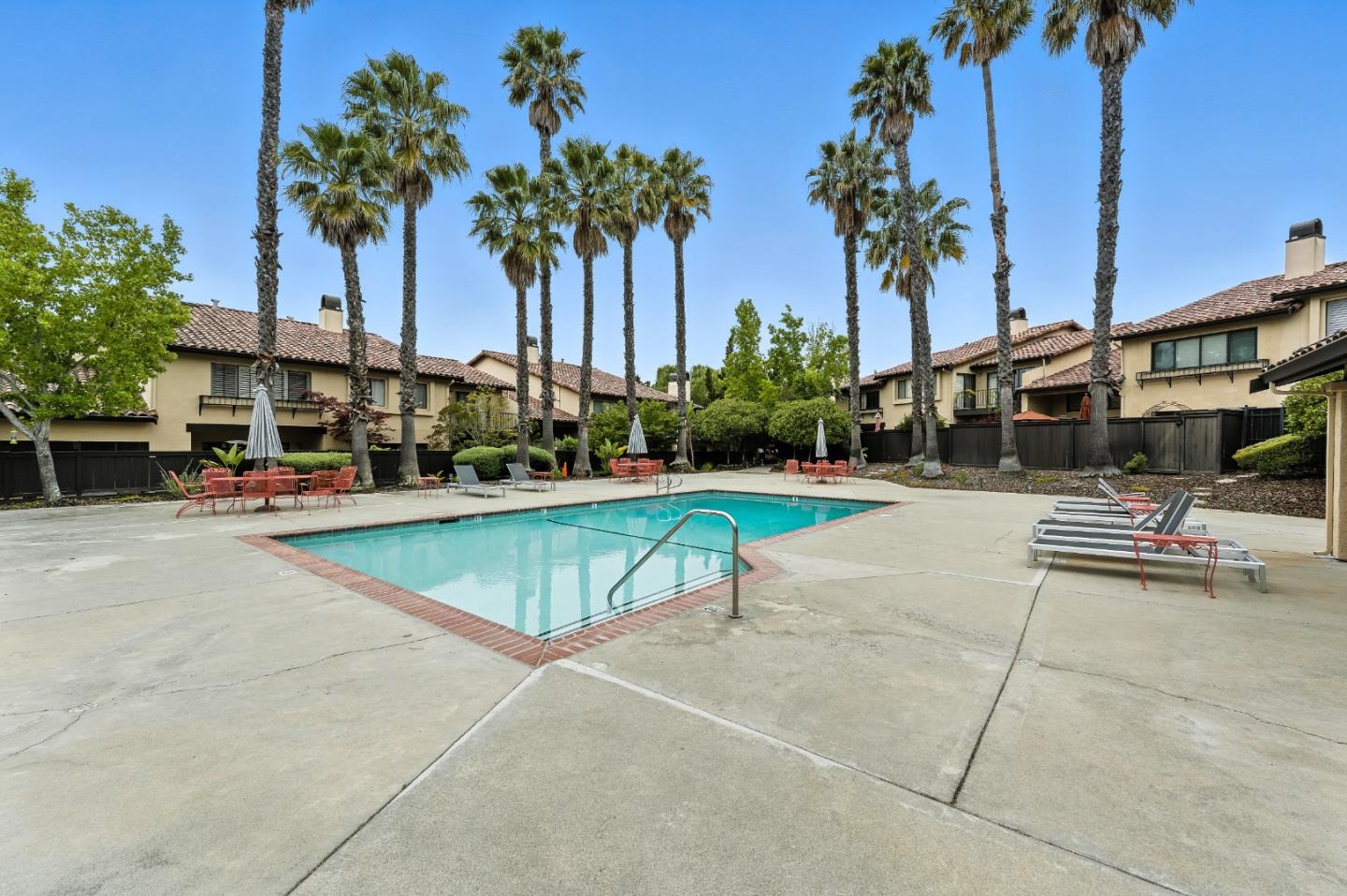 Detail Gallery Image 48 of 54 For 1102 Royal Ln, San Carlos,  CA 94070 - 4 Beds | 2/1 Baths