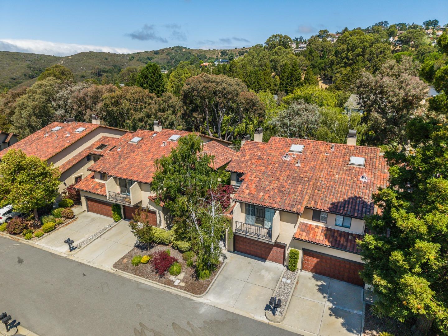 Detail Gallery Image 52 of 54 For 1102 Royal Ln, San Carlos,  CA 94070 - 4 Beds | 2/1 Baths