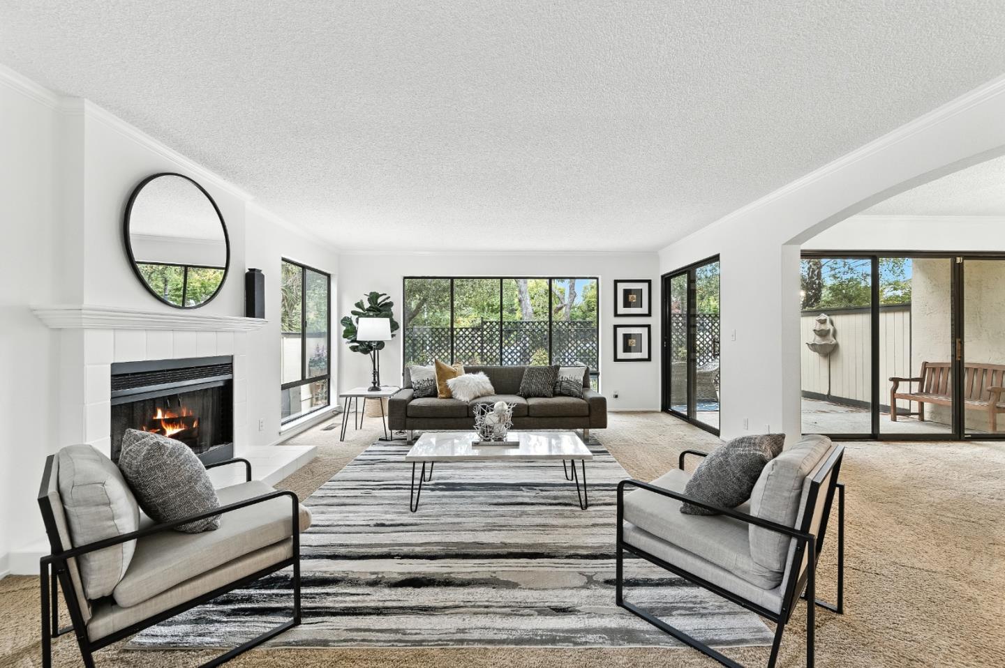 Detail Gallery Image 9 of 54 For 1102 Royal Ln, San Carlos,  CA 94070 - 4 Beds | 2/1 Baths