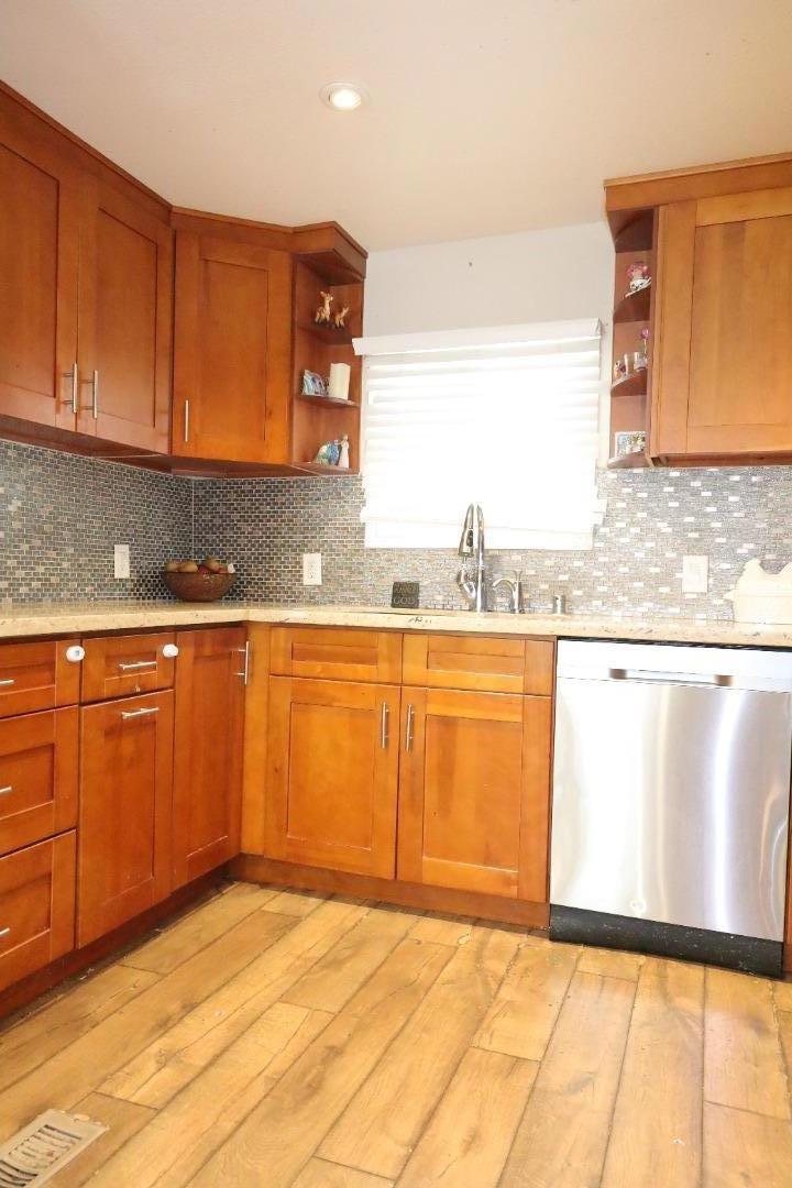Detail Gallery Image 14 of 23 For 191 E El Camino Real #138,  Mountain View,  CA 94040 - 2 Beds | 2 Baths