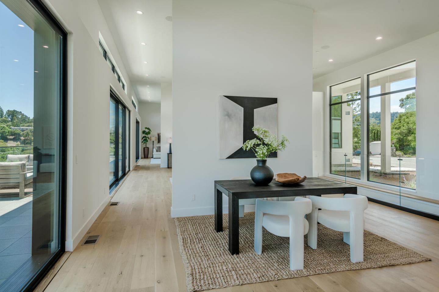 Detail Gallery Image 11 of 28 For 45 Calaveras Ct, Hillsborough,  CA 94010 - 8 Beds | 7 Baths