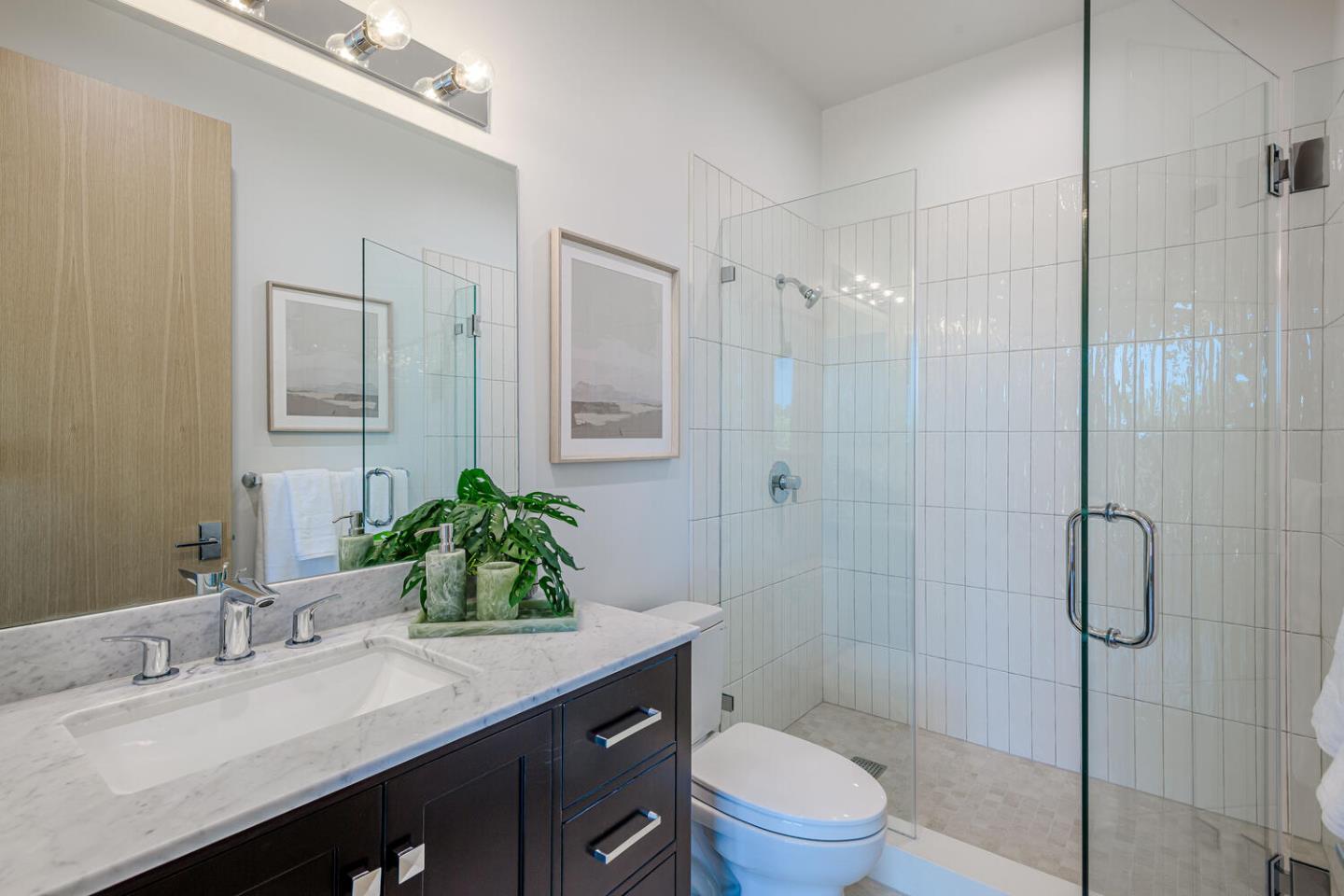 Detail Gallery Image 24 of 28 For 45 Calaveras Ct, Hillsborough,  CA 94010 - 8 Beds | 7 Baths