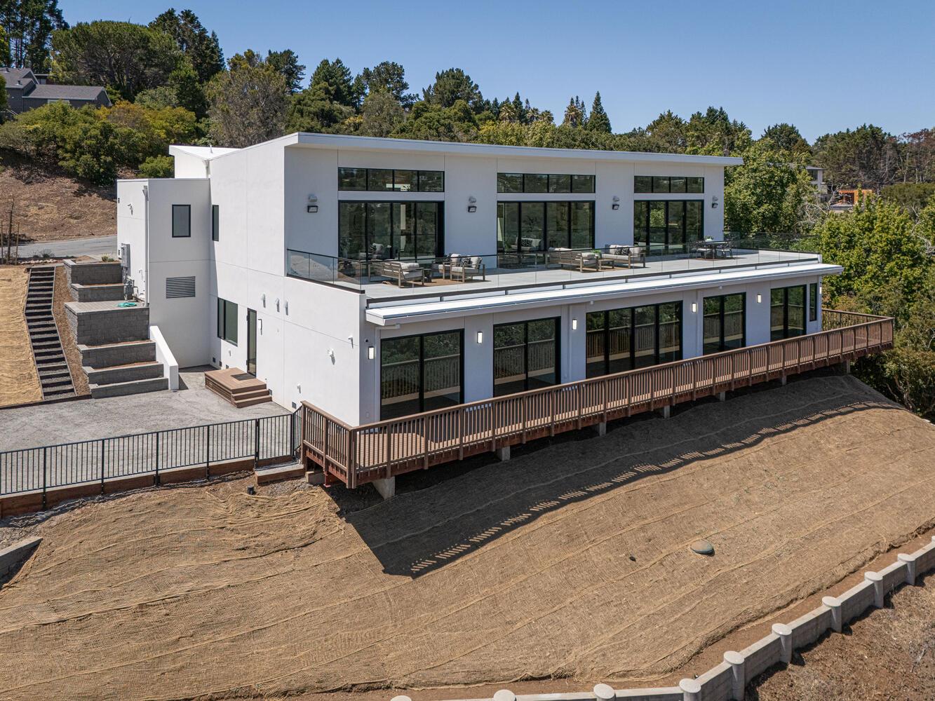 Detail Gallery Image 28 of 28 For 45 Calaveras Ct, Hillsborough,  CA 94010 - 8 Beds | 7 Baths