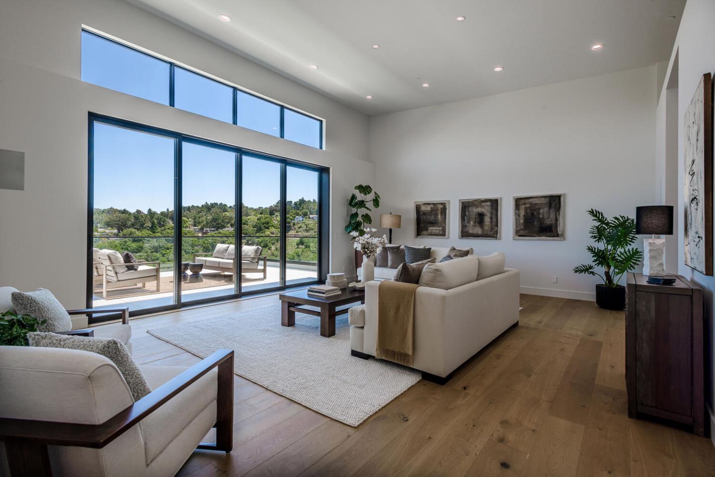 Detail Gallery Image 3 of 28 For 45 Calaveras Ct, Hillsborough,  CA 94010 - 8 Beds | 7 Baths