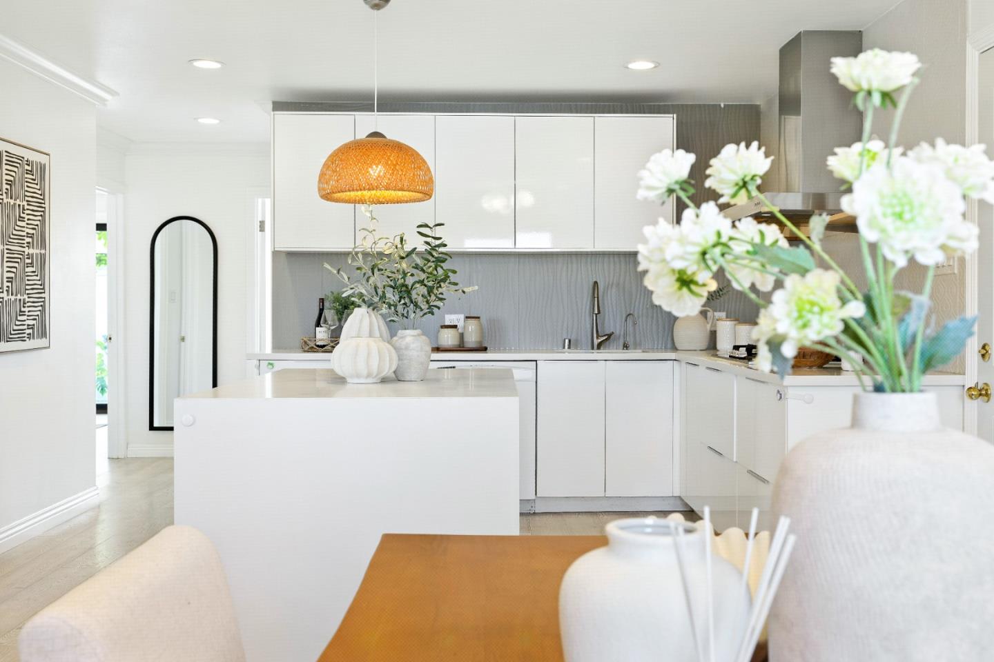 Detail Gallery Image 17 of 69 For 110 Manzanita Ave, South San Francisco,  CA 94080 - 4 Beds | 2/1 Baths