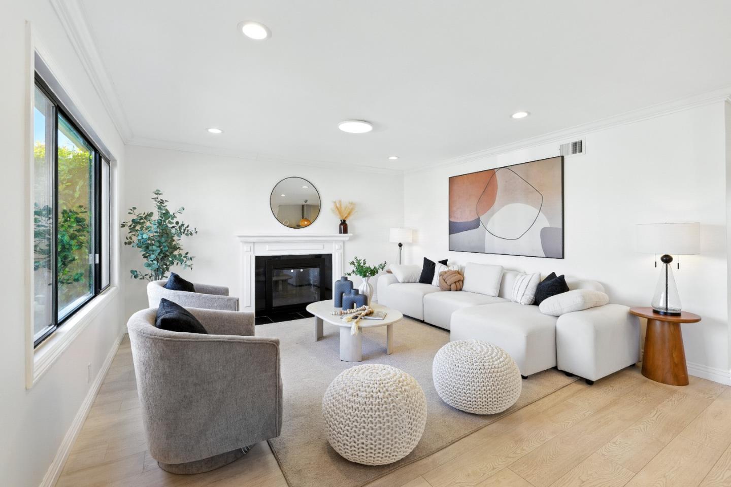 Detail Gallery Image 3 of 69 For 110 Manzanita Ave, South San Francisco,  CA 94080 - 4 Beds | 2/1 Baths