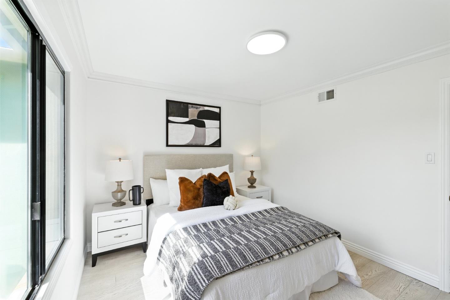 Detail Gallery Image 33 of 69 For 110 Manzanita Ave, South San Francisco,  CA 94080 - 4 Beds | 2/1 Baths