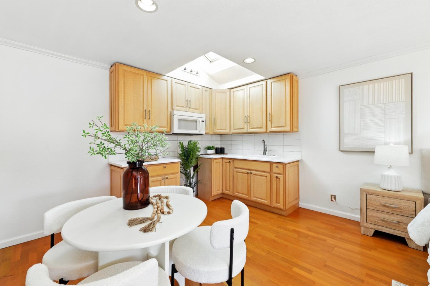 Detail Gallery Image 50 of 69 For 110 Manzanita Ave, South San Francisco,  CA 94080 - 4 Beds | 2/1 Baths