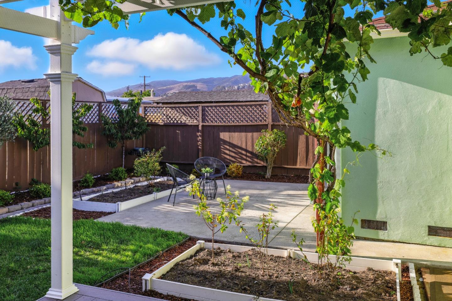 Detail Gallery Image 58 of 69 For 110 Manzanita Ave, South San Francisco,  CA 94080 - 4 Beds | 2/1 Baths