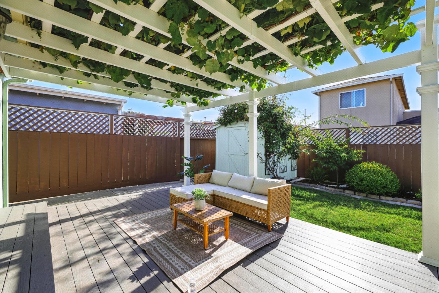 Detail Gallery Image 60 of 69 For 110 Manzanita Ave, South San Francisco,  CA 94080 - 4 Beds | 2/1 Baths