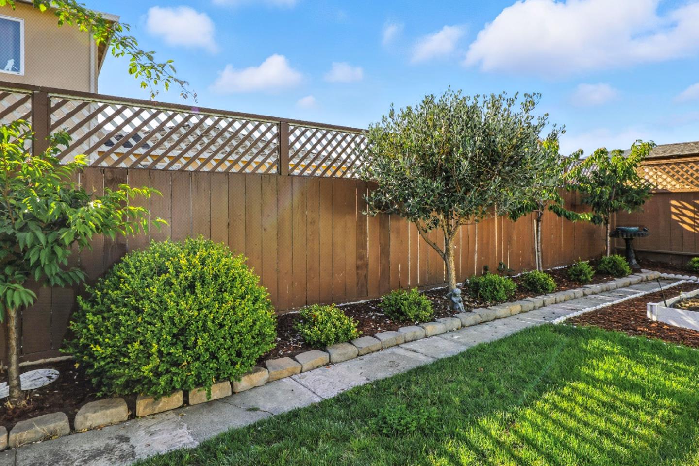 Detail Gallery Image 66 of 69 For 110 Manzanita Ave, South San Francisco,  CA 94080 - 4 Beds | 2/1 Baths