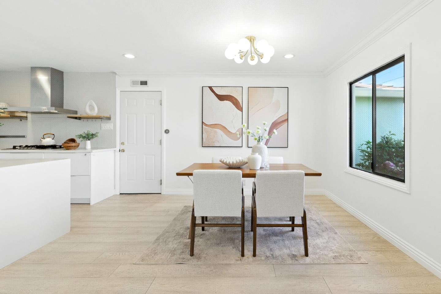 Detail Gallery Image 9 of 69 For 110 Manzanita Ave, South San Francisco,  CA 94080 - 4 Beds | 2/1 Baths