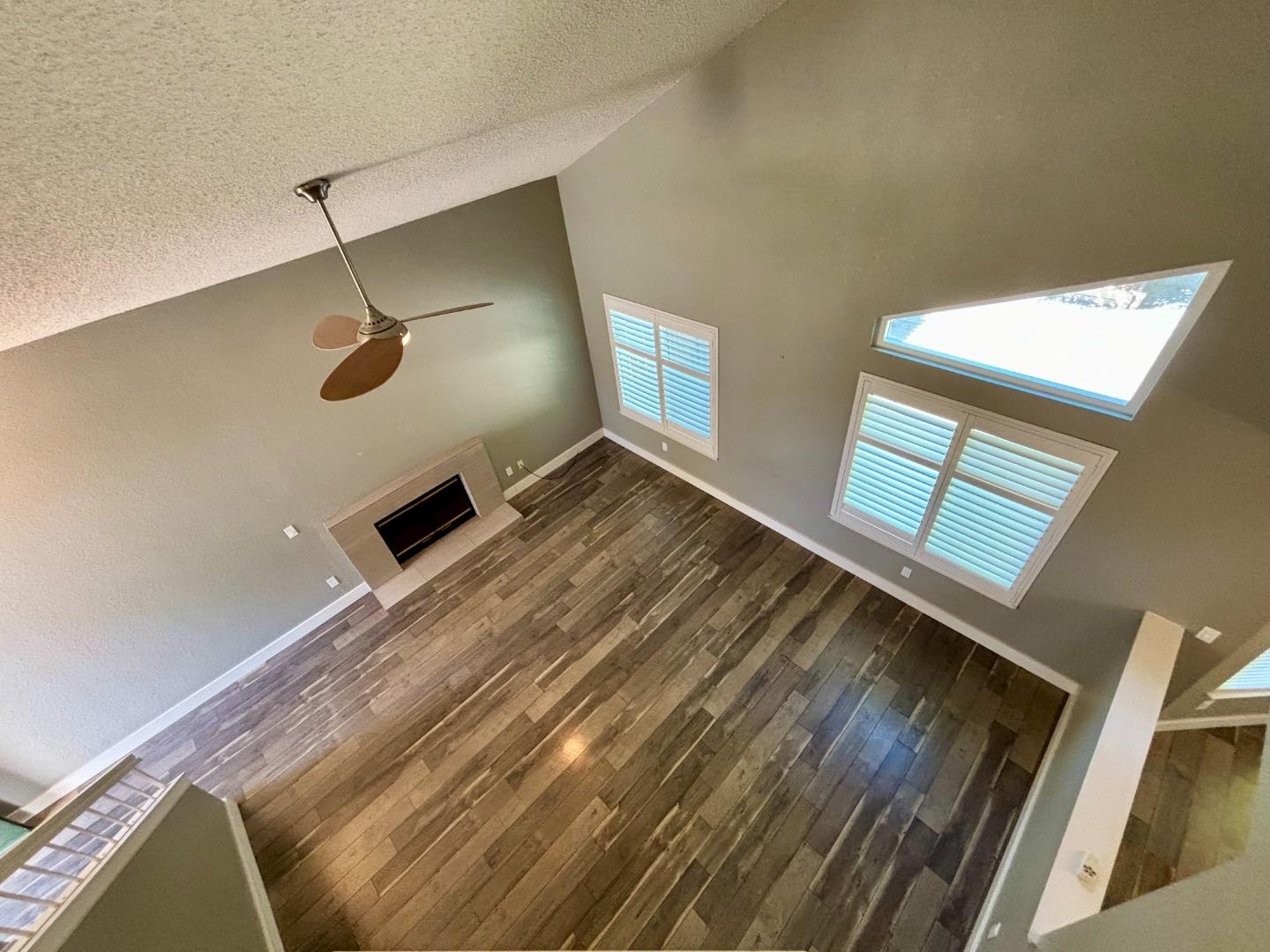 Detail Gallery Image 13 of 25 For 7592 Deltawind Dr, Sacramento,  CA 95831 - 3 Beds | 2/1 Baths