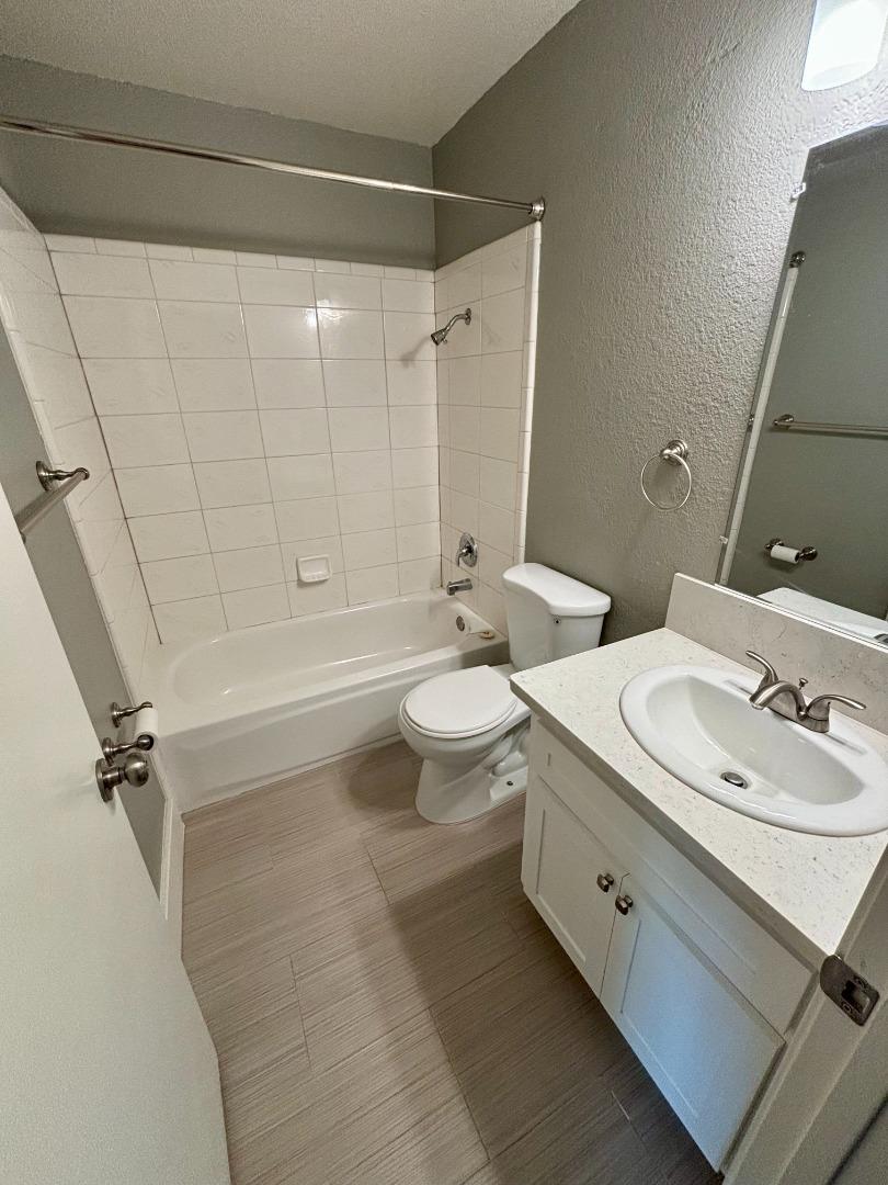Detail Gallery Image 18 of 25 For 7592 Deltawind Dr, Sacramento,  CA 95831 - 3 Beds | 2/1 Baths