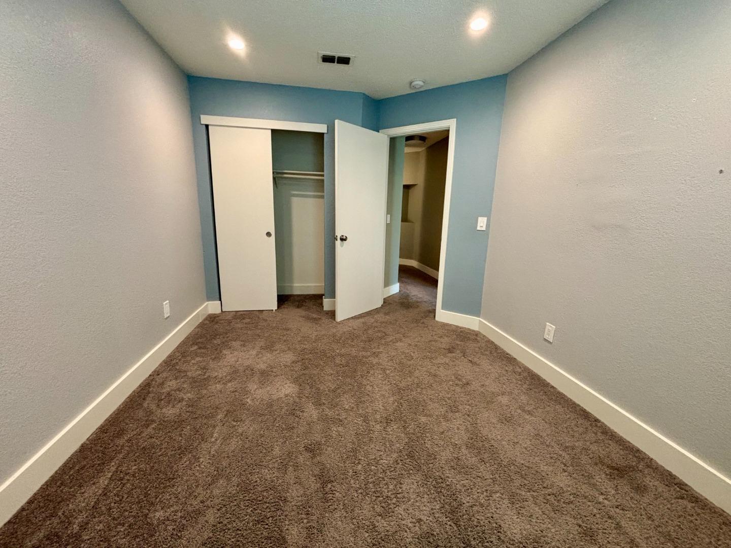 Detail Gallery Image 19 of 25 For 7592 Deltawind Dr, Sacramento,  CA 95831 - 3 Beds | 2/1 Baths