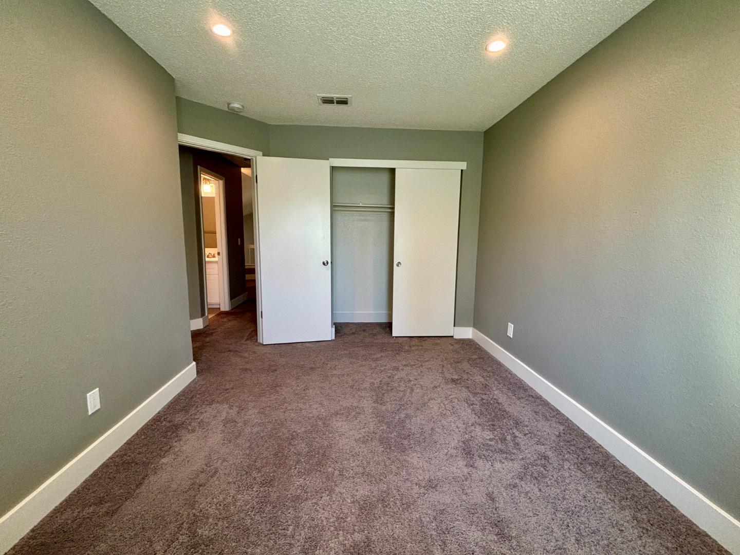 Detail Gallery Image 22 of 25 For 7592 Deltawind Dr, Sacramento,  CA 95831 - 3 Beds | 2/1 Baths