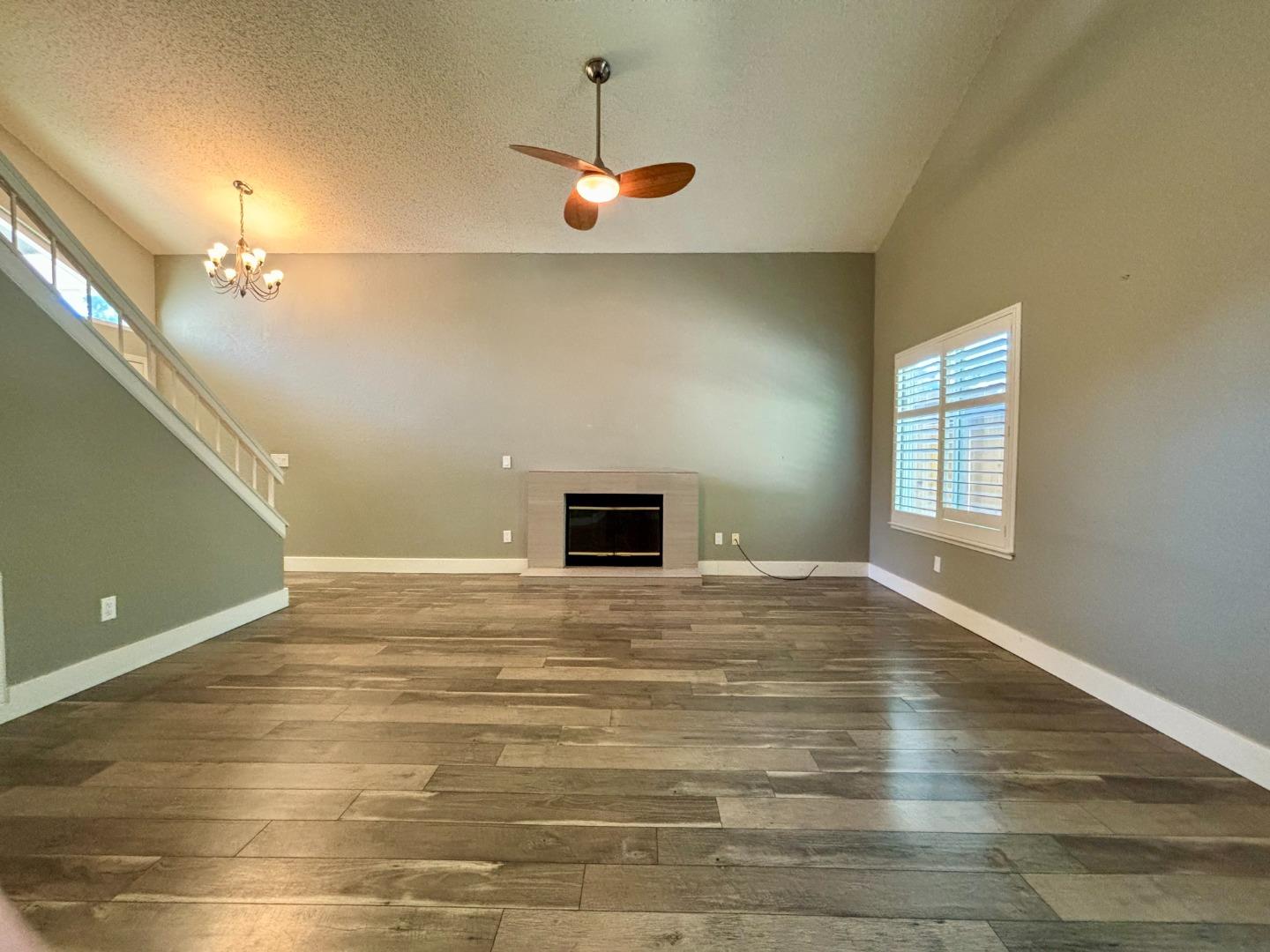 Detail Gallery Image 7 of 25 For 7592 Deltawind Dr, Sacramento,  CA 95831 - 3 Beds | 2/1 Baths