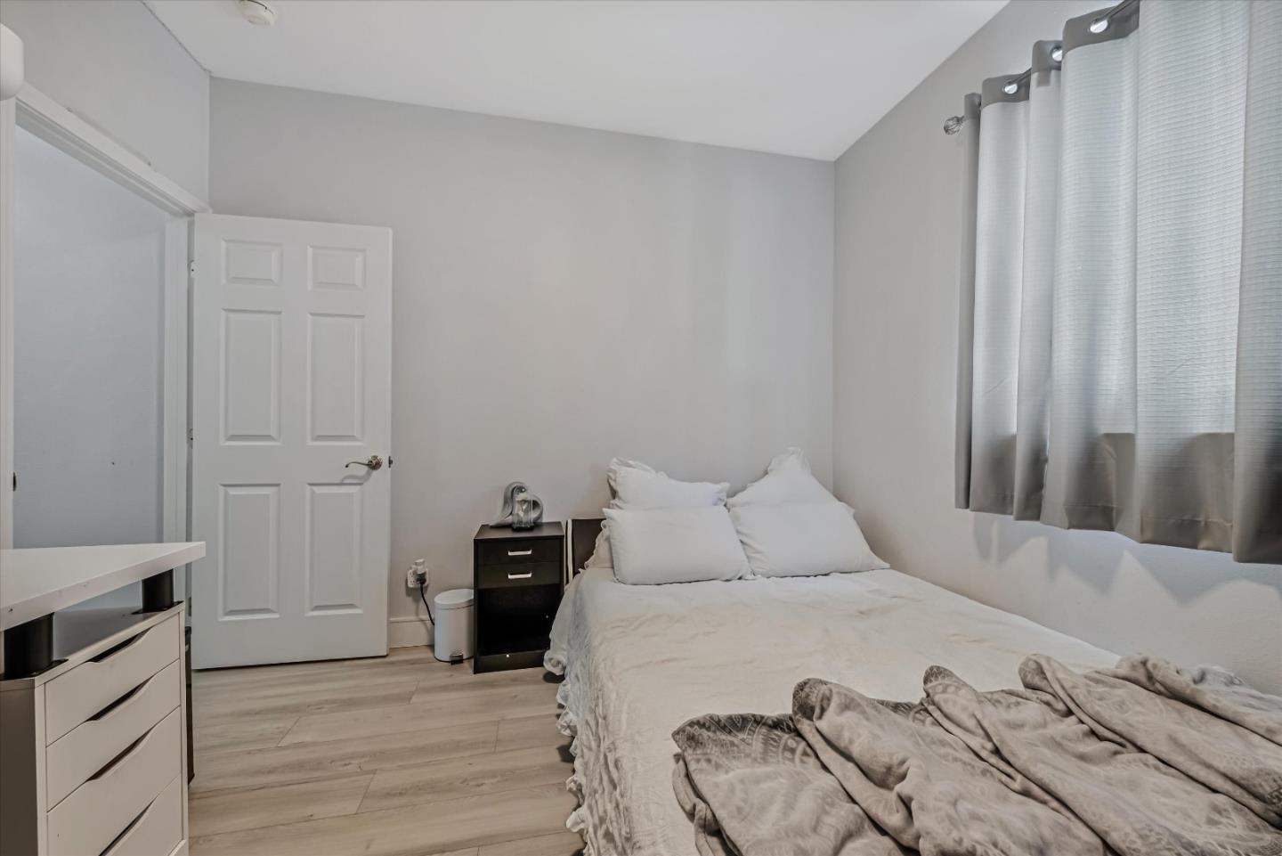 Detail Gallery Image 18 of 31 For 749 Bonita Pl, San Jose,  CA 95116 - 2 Beds | 2 Baths