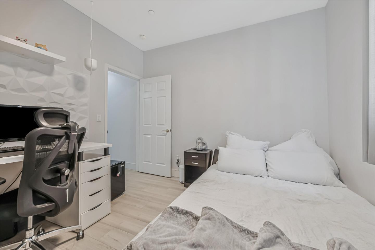 Detail Gallery Image 19 of 31 For 749 Bonita Pl, San Jose,  CA 95116 - 2 Beds | 2 Baths
